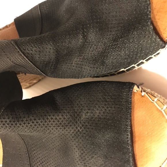 Gentle Souls Colleen wedge sandals black ankle strap leather women size 9 M - Picture 10 of 11